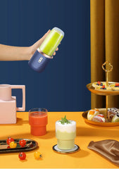 Portable Juicer Blender 400ml Electric Fruit Juicer USB Charging Lemon Orange Fruit Juicing Cup Smoothie Blender Machine 2cups