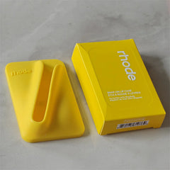 Snap-On Lip Case MagSafe Lip Gloss Holder With MagSafe Support Peptide Treatment Anti-Slip Single-Sided Case Mount Back Sticker