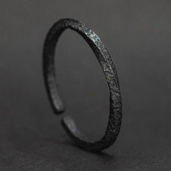 YIZIZAI Retro Mobius Bangle Bracelet Unisex Luxury Black Romantic Couple Jewelry Unique Personality Gift for Men & Women