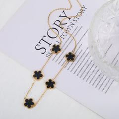 Stainless Steel Adjustable Clover Bracelet – Classic Party Gift
