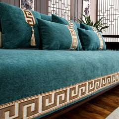 Luxury Embroidery Sofa Cover Protector Non-slip Wide Gold Side Couch Slipcover Four Season Universal Sofa Covers for Living Room