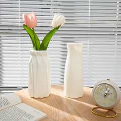 Nordic Vases Pure White Plastic Vases Imitation Ceramic Flower Vases Desktop Flowerpot Wedding Decor Home Ornament