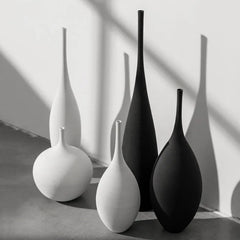 Minimalist Handmade Art Zen Vase Ceramic Decoration Living Room Model Home Decoration Black and White Art Vase Hand Drawing Home Decor