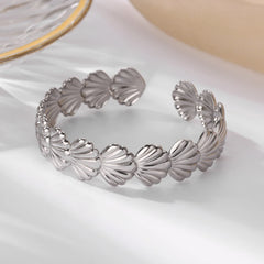 Stainless Steel Wide Bangles for Women Luxury Gold Color Chunky Flower Cuff Bangle Bracelet femme Vintage Wedding Jewelry Gifts