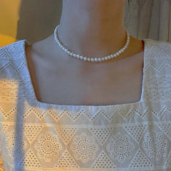Vintage White Imitation Pearl Chain Choker Necklace for Women 2025 New Trendy Temperament Beaded Necklace Wedding Jewelry Gift