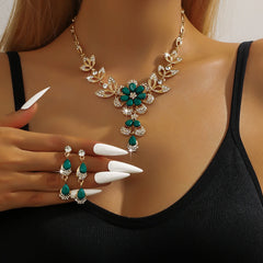 3PC Black & Gold Flower Jewelry Set – Necklace & Earrings