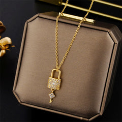 New In Light Luxury Zircon Crystal Stainless Steel Necklace Korean Fashion Sweet Sexy Female Clavicle Chain Jewelry