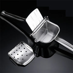 Portable Lemon Squeezer Stainless Steel Manual Citrus Juicer Fresh Orange Juice Extractor Hand Free Citrus Squeezer Kitchen Tool