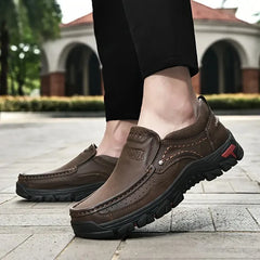 Handmade Leather Men Shoes Casual Outdoor Slip On Loafers Men Leather Shoes Flats Moccasins Walking Shoes Non-Slip Dropshipping