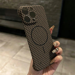 Luxury Frameless Kevlar Carbon Fiber For Magsafe Case For iPhone 17 Air 16 15 14 Plus 13 12 11 Pro Max Frosted Ultra Thin Cover
