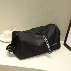 Portable Outdoor Fitness Gym Bags Multifunction Fashion Sport Gym Storage Bag 600D Nylon Adjustable Strap for Men Women