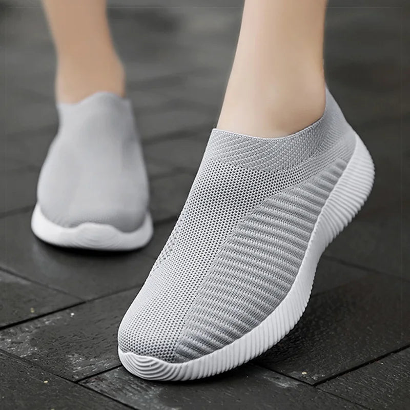 Women Sneakers Slip On Sock Shoes Women Flat Shoes Casual Sneaker Women's Sports Shoes Breather Vulcanize Shoes For Women Zapatillas