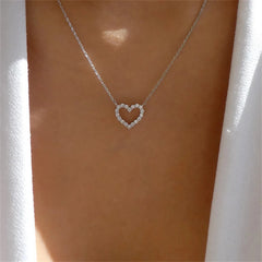 Kpop Crystal Hollow Love Pendant Necklace Romantic Zircon Simple Necklace Trendy Jewelry Accessories