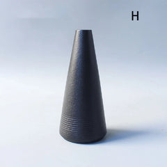 Ceramic vase, small flower vase, minimalist black ceramic living room decor, Japanese retro black dried flower planter