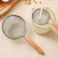 WORTHBUY Flour Sieve Stainless Steel Fine Mesh Strainer Wooden Handle Residue Filter Spoon Colander Kitchen Pastry Baking Kitchen Tools, Cooking Utensils