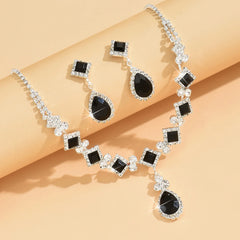 3-Piece Geometric Droplet Jewelry Set – Claw Chain Necklace & Earrings