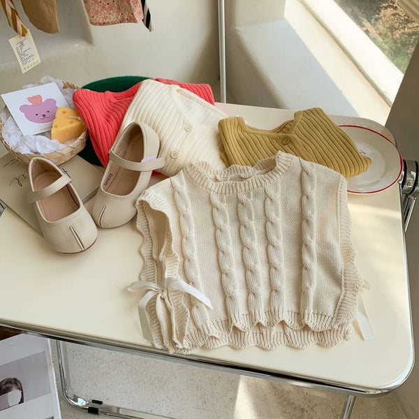 Girls' Knitted Vest 2025 Spring and Autumn New Korean Girls' Webbed Sleeveless Vest 1-7 Years Old Fashion Baby Top