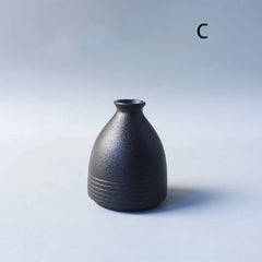 Ceramic vase, small flower vase, minimalist black ceramic living room decor, Japanese retro black dried flower planter