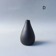 Ceramic vase, small flower vase, minimalist black ceramic living room decor, Japanese retro black dried flower planter