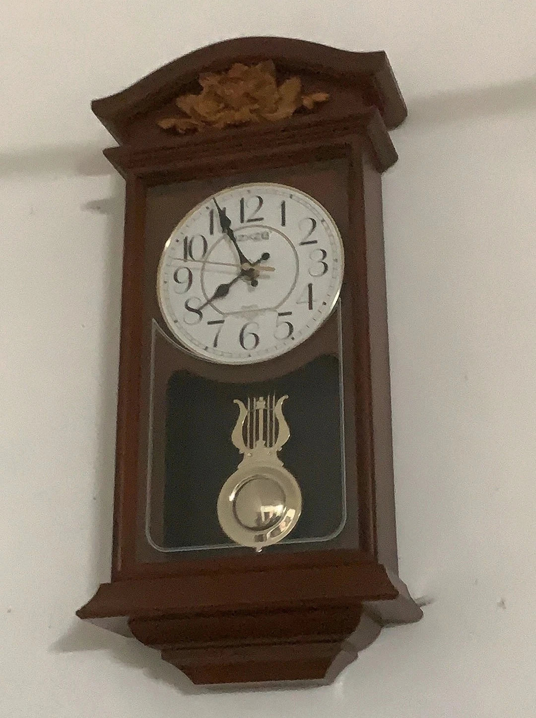Large 3D Wall Cloc, Vintage European Pendulum Clock, Retro Modern Design Living Room and Farmhouse Decor Home Timepiece