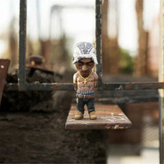 Tupac Rapper Figurine – Cool Hip Hop Desktop Decor Statue Decorative accessories