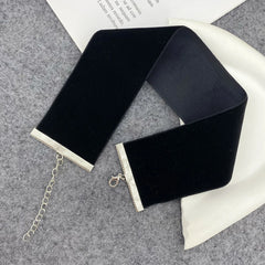 Fashion Sexy Punk Gothic Black Velvet Choker Necklaces Simple Vintage Clavicle Neck Chain Girls Party Jewelry Accessories