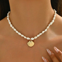 Fashionable  Natural Seashell Beaded Necklace Shell Pendant Ocean Inspired Jewelry Choker Suitable Holiday Party Daily