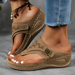 Customizable Solid Color Women's Slippers Summer New Round Head Thick Bottom Hollow Outer Wear Human Character Des