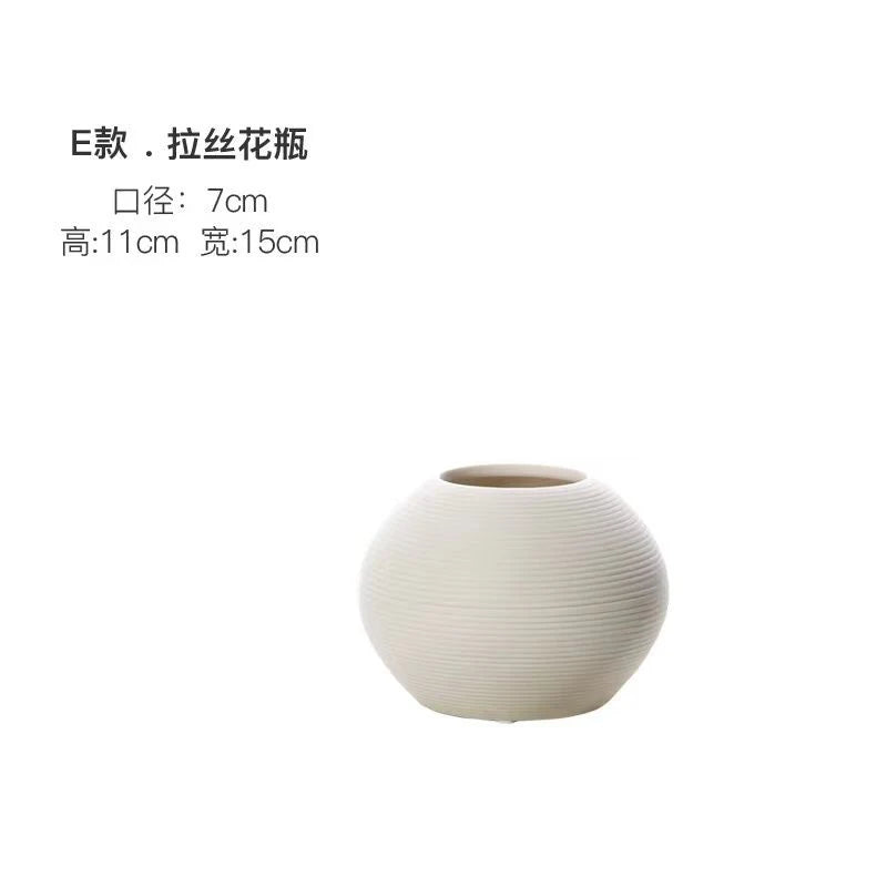 Minimalist Handmade Art Zen Vase Ceramic Decoration Living Room Model Home Decoration Black and White Art Vase Hand Drawing Home Decor