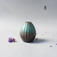 Ceramic vase, small flower vase, minimalist black ceramic living room decor, Japanese retro black dried flower planter
