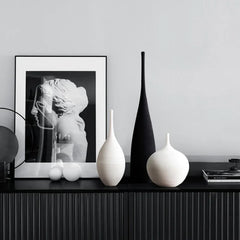 Minimalist Handmade Art Zen Vase Ceramic Decoration Living Room Model Home Decoration Black and White Art Vase Hand Drawing Home Decor