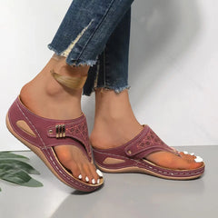 Customizable Solid Color Women's Slippers Summer New Round Head Thick Bottom Hollow Outer Wear Human Character Des