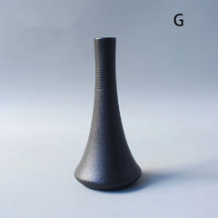 Ceramic vase, small flower vase, minimalist black ceramic living room decor, Japanese retro black dried flower planter