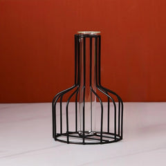 Ornamental Wrought Iron Gold Flower Vase Hollow Design for Home Living Room Decor Artificial Dried Floral Arrangement Container