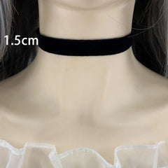 Fashion Sexy Punk Gothic Black Velvet Choker Necklaces Simple Vintage Clavicle Neck Chain Girls Party Jewelry Accessories