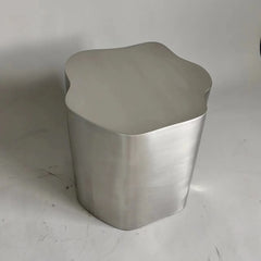 Metal Industrial Coffee Table Aesthetic Unique Minimalist Designer Side Table Modern Luxury Mesa Auxiliar Postmodern Living Room Furniture