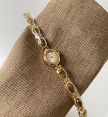 Luxury Green Jade Quartz Wristwatch for Women – Elegant Gift