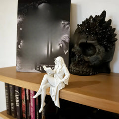 Elegant Romantic Bookshelf Figurine – Home Decor Gift