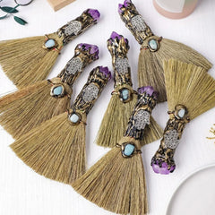 Mini Crystal Witch Broomstick - Wicca Ritual Broom for Altar Decor, Halloween Supplies, Pagan Amulet, Magic Spell Tools (Handmad