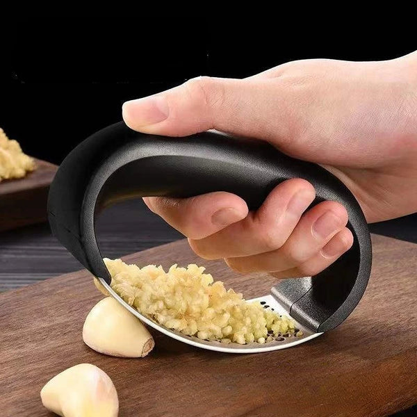 Stainless Steel Garlic Press Crusher Manual Garlic Mincer Chopping Garlic Tool Fruit Vegetable Cooking Essentials, Kitchen Tools