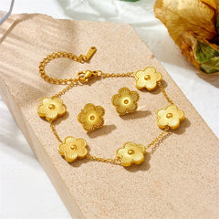 Plum Blossom Five-Leaf Clover Bracelet & Necklace – Y2K Style Jewelry