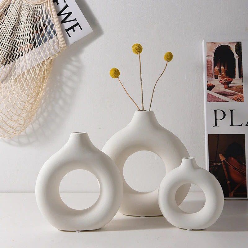 Nordic White Vase Designed Plastic Pot Bud Bottle Floral Arrangement Display Bottle Living Room Decor